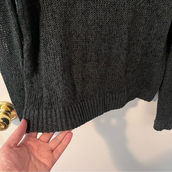 Divided by H&M Grey Sweater Size 8 - Picture 4 of 10
